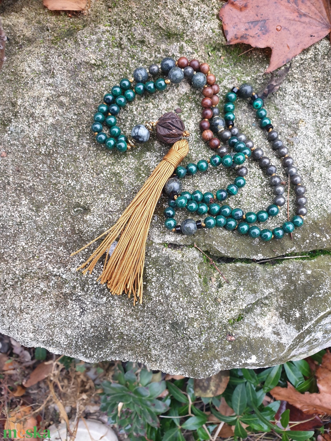 Zöld erő 108 szemes Mala malachit kristályból  - ékszer - nyaklánc - bojtos nyaklánc - Meska.hu