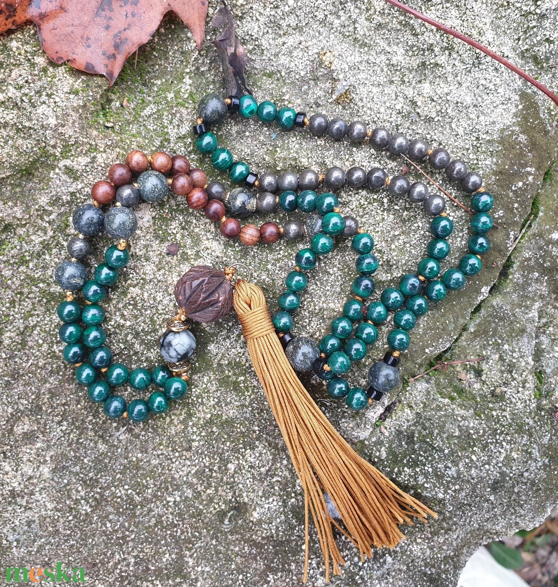 Zöld erő 108 szemes Mala malachit kristályból  - ékszer - nyaklánc - bojtos nyaklánc - Meska.hu