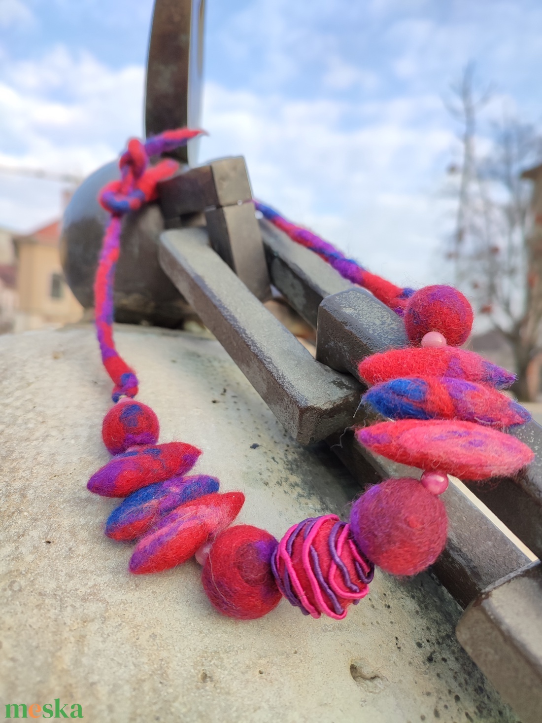 Pink, lila nemez nyakék - ékszer - nyaklánc - bogyós nyaklánc - Meska.hu Pink, lila nemez nyakék - ékszer - nyaklánc - bogyós nyaklánc - Meska.hu