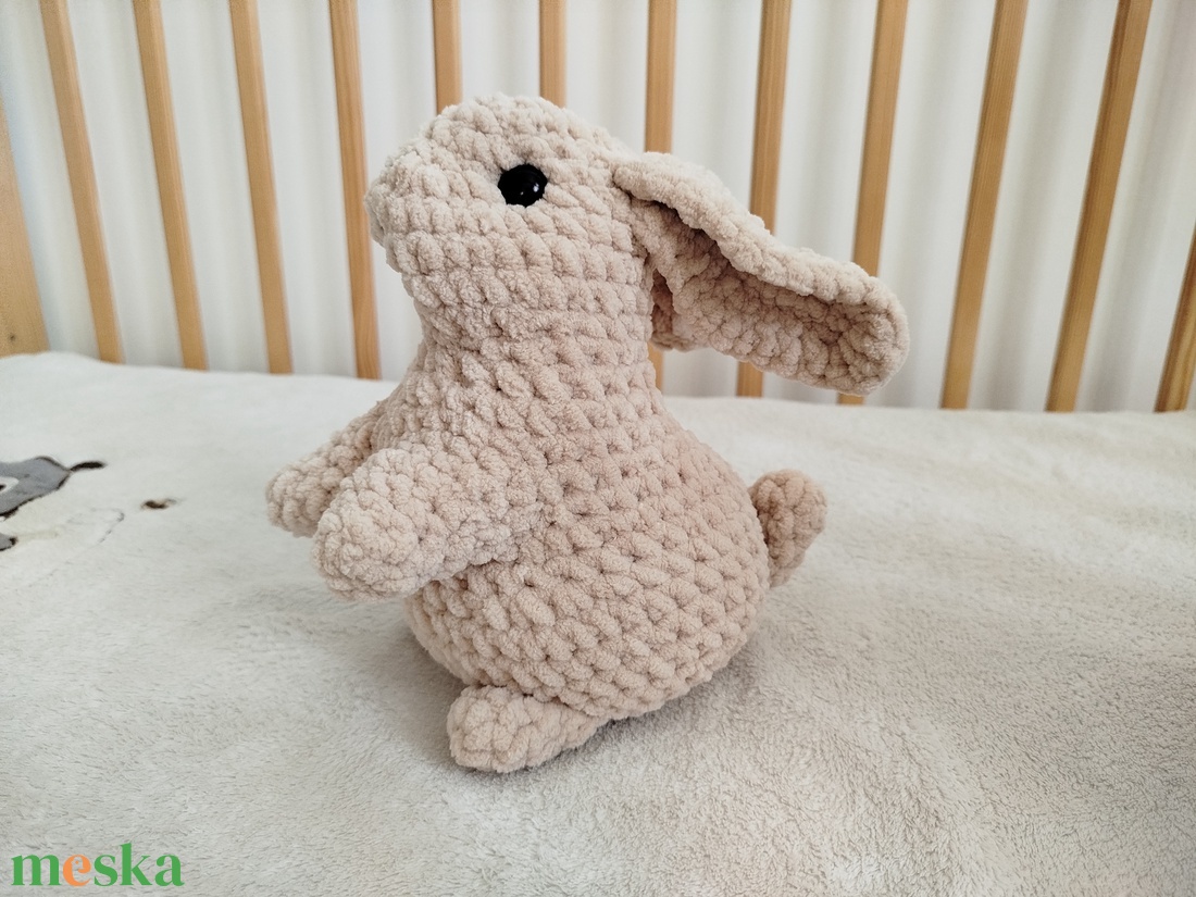 Horgolt nyuszi - játék & sport - plüssállat & játékfigura - nyuszi - Meska.hu