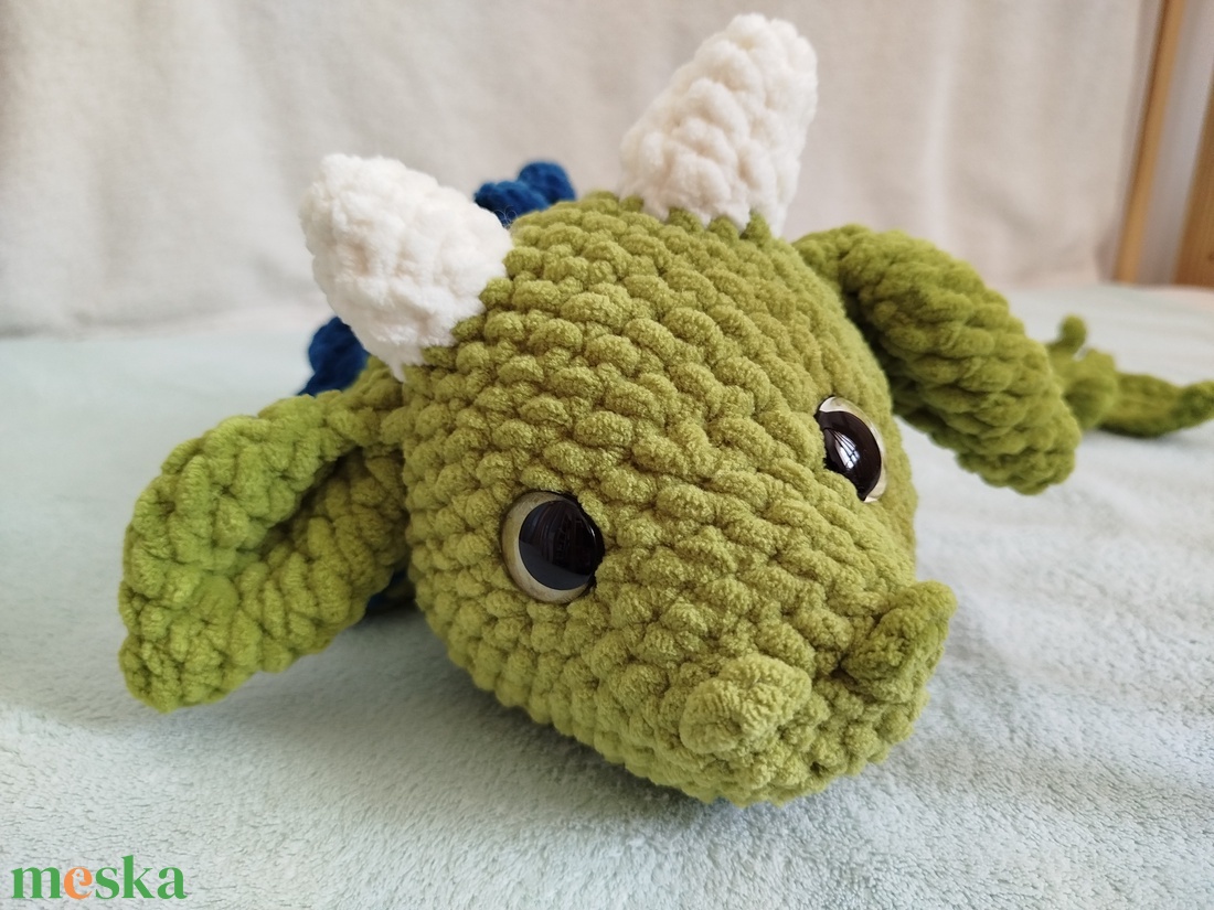 Horgolt sárkány biztonsági szemmel - játék & sport - plüssállat & játékfigura - plüss sárkány - Meska.hu