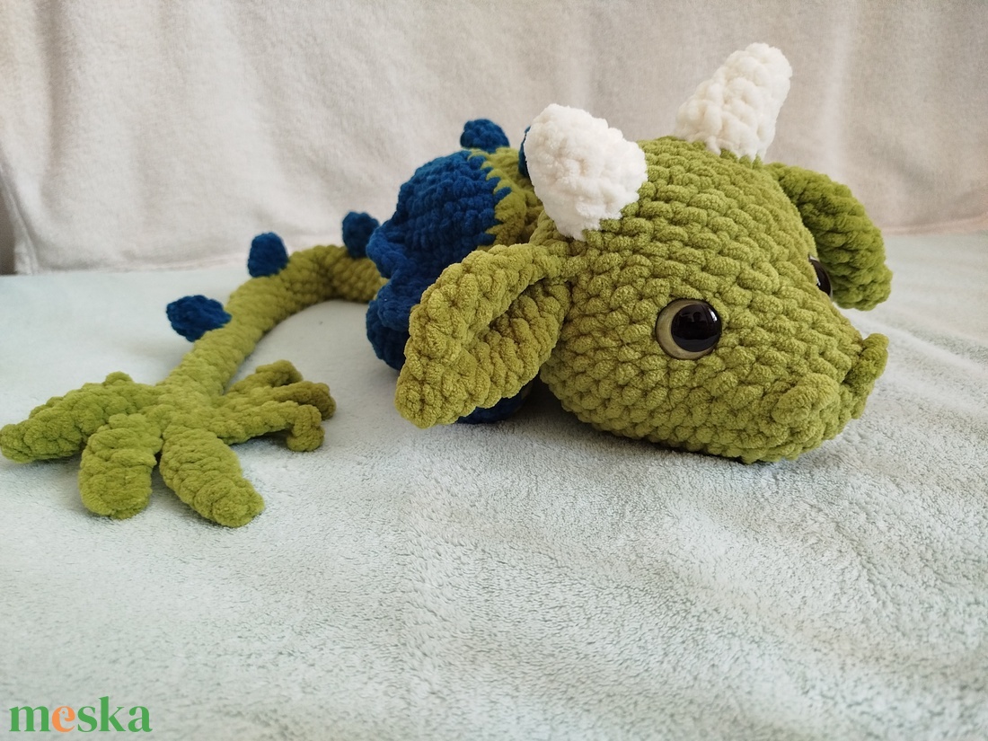 Horgolt sárkány biztonsági szemmel - játék & sport - plüssállat & játékfigura - plüss sárkány - Meska.hu