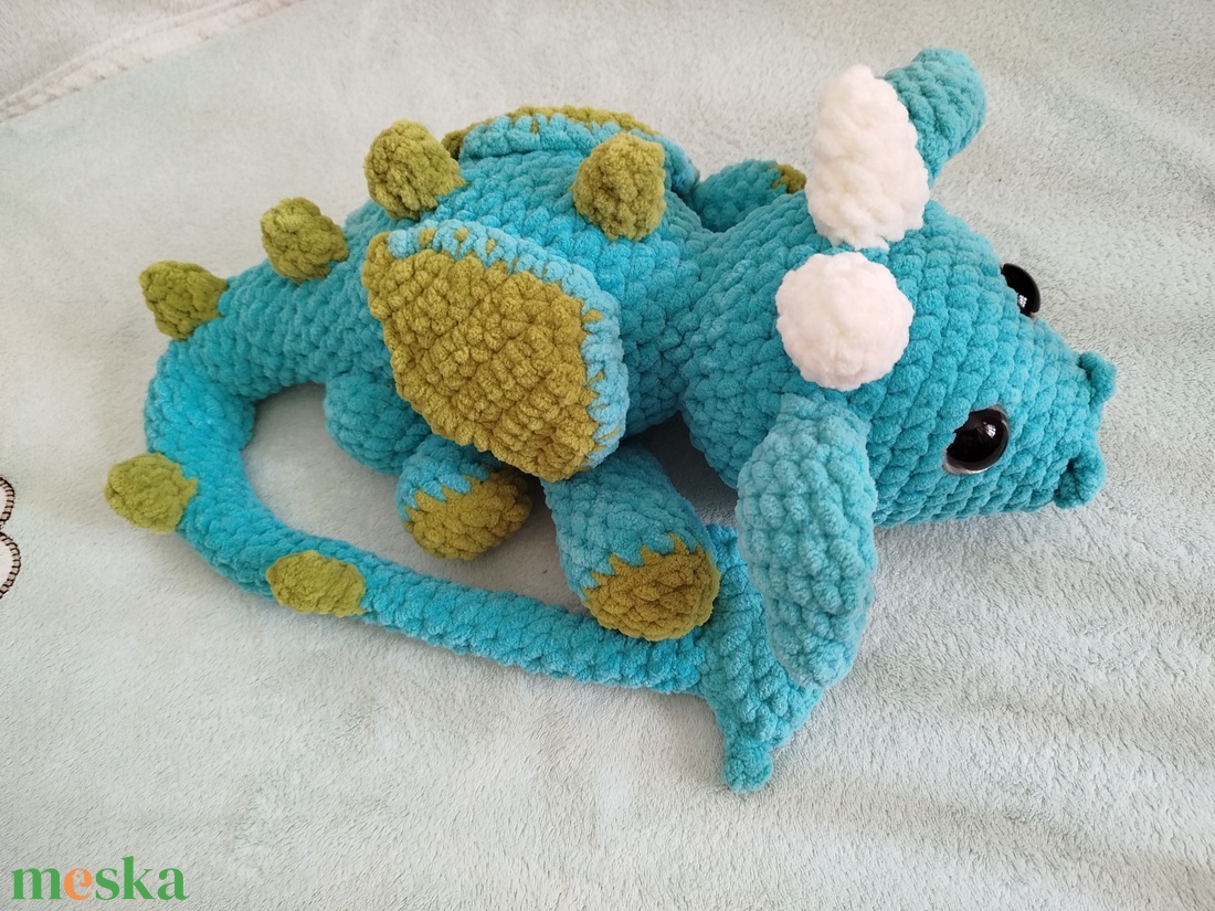 Horgolt sárkány biztonsági szemmel - játék & sport - plüssállat & játékfigura - plüss sárkány - Meska.hu