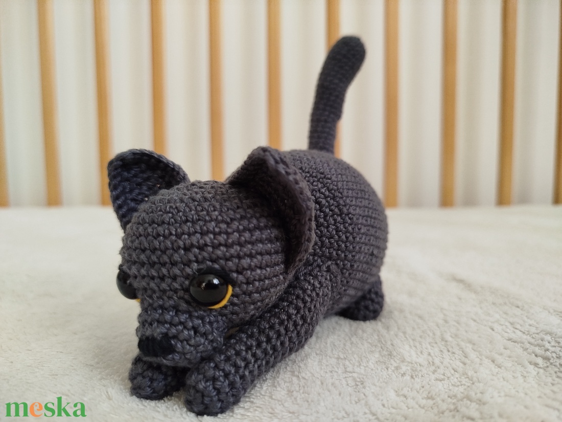 Horgolt  cica biztonsági szemmel - játék & sport - plüssállat & játékfigura - cica - Meska.hu