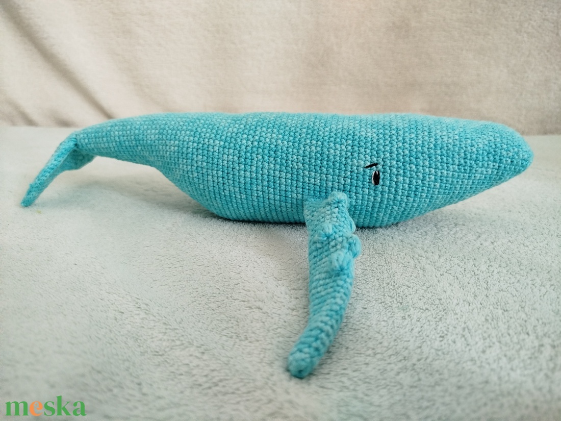 Horgolt bálna hímzett szemmel - játék & sport - plüssállat & játékfigura - más figura - Meska.hu