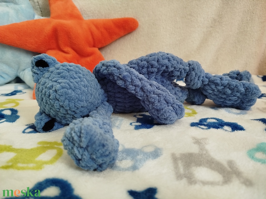 Horgolt béka szundipajti - kék - játék & sport - plüssállat & játékfigura - béka - Meska.hu