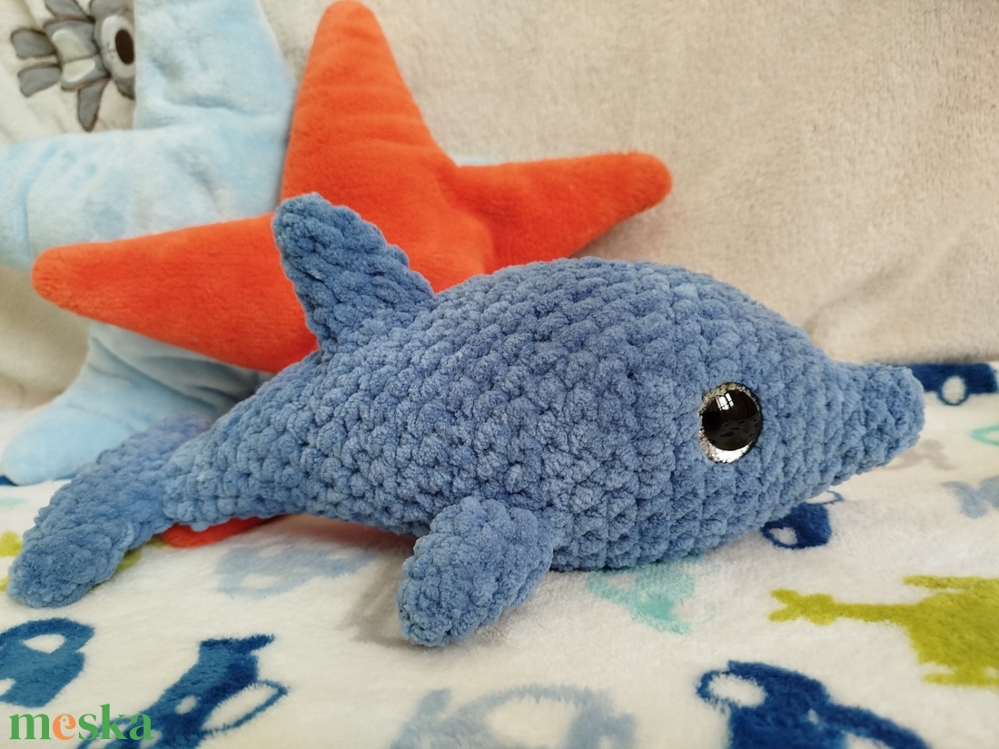 Horgolt delfin plüss középkék - játék & sport - plüssállat & játékfigura - más figura - Meska.hu