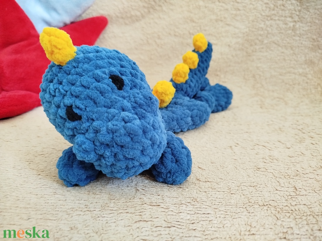 Horgolt dínó szundipajti  - játék & sport - plüssállat & játékfigura - plüss dínók - Meska.hu