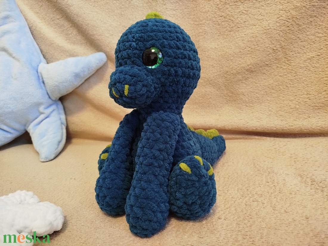 Horgolt sötétzöld dínó - játék & sport - plüssállat & játékfigura - plüss dínók - Meska.hu