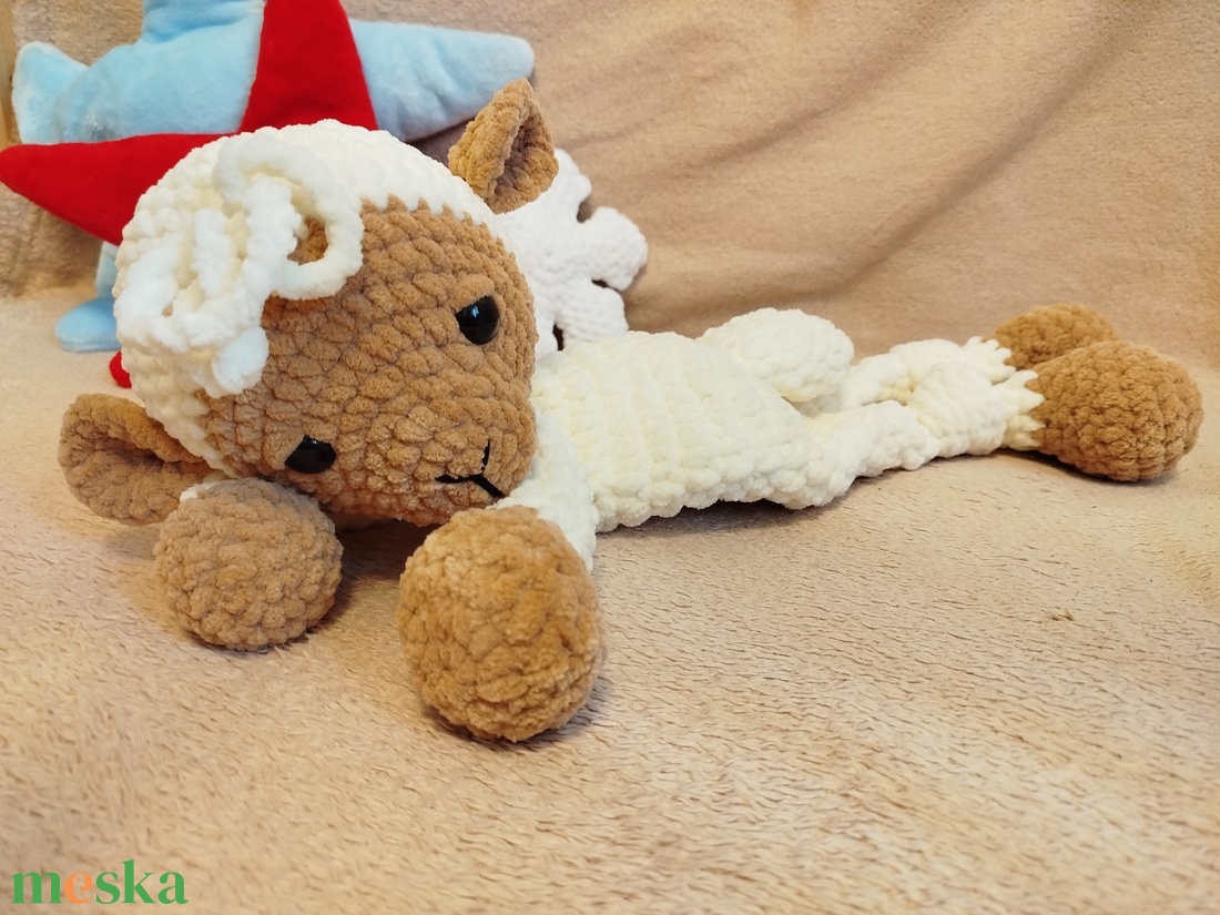 Horgolt bárány szundi - játék & sport - plüssállat & játékfigura - plüss bárány - Meska.hu