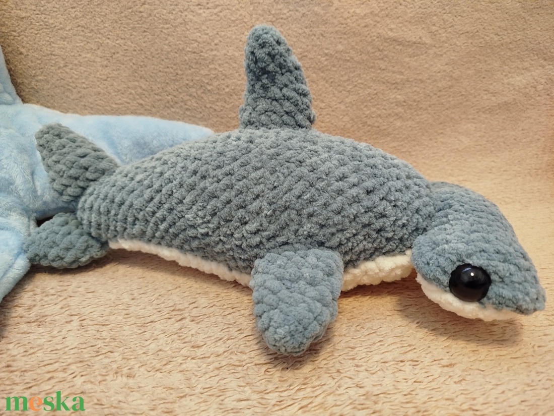 Horgolt pörölycápa - játék & sport - plüssállat & játékfigura - más figura - Meska.hu
