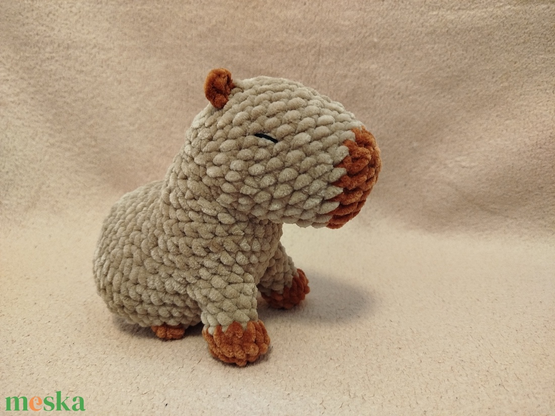 Horgolt kapibara - játék & sport - plüssállat & játékfigura - kapibara - Meska.hu