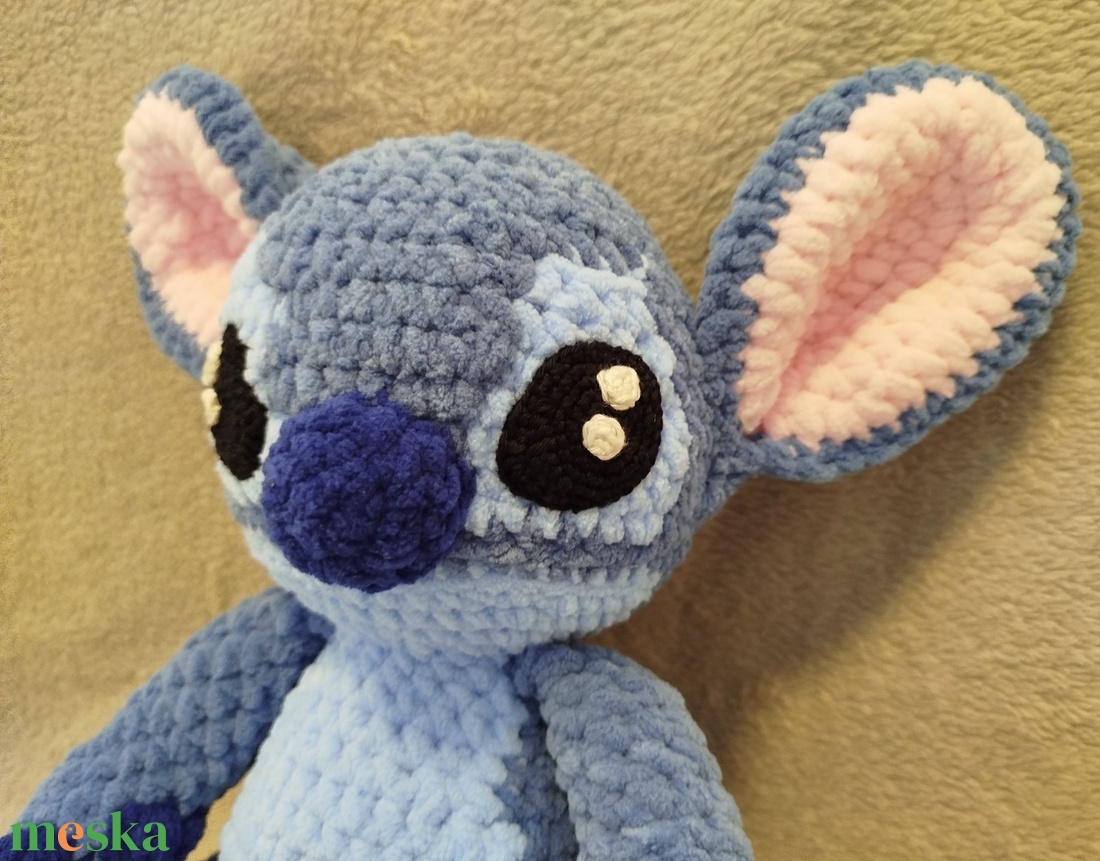 Horgolt Stitch figura - játék & sport - plüssállat & játékfigura - más figura - Meska.hu
