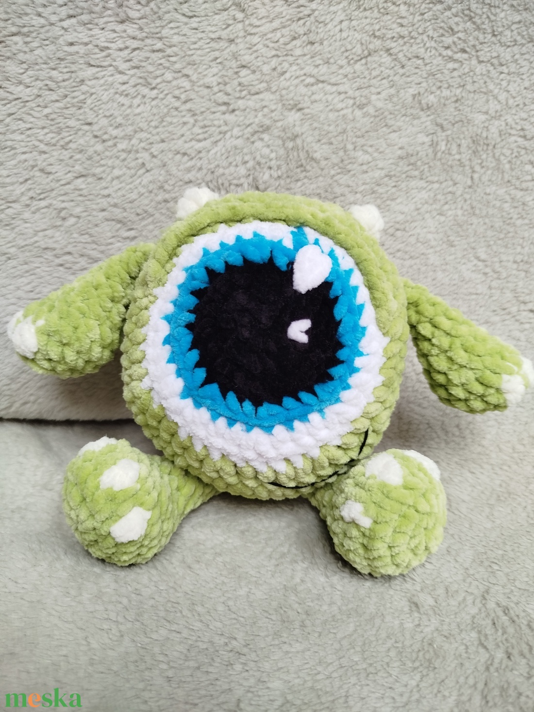 Horgolt Mike Wazowski - játék & sport - plüssállat & játékfigura - más figura - Meska.hu