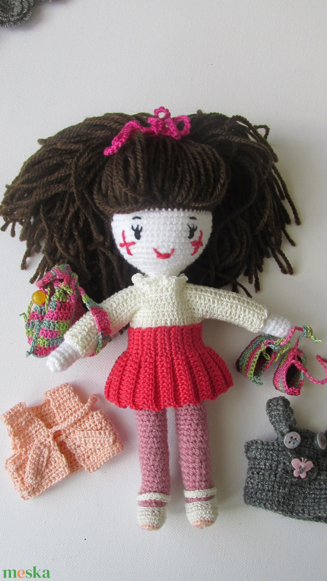 Berta baba - amigurumi baba - horgolt baba - baba ruhatárral - játék & sport - baba & babaház - öltöztethető baba - Meska.hu Berta baba - amigurumi baba - horgolt baba - baba ruhatárral - játék & sport - baba & babaház - öltöztethető baba - Meska.hu