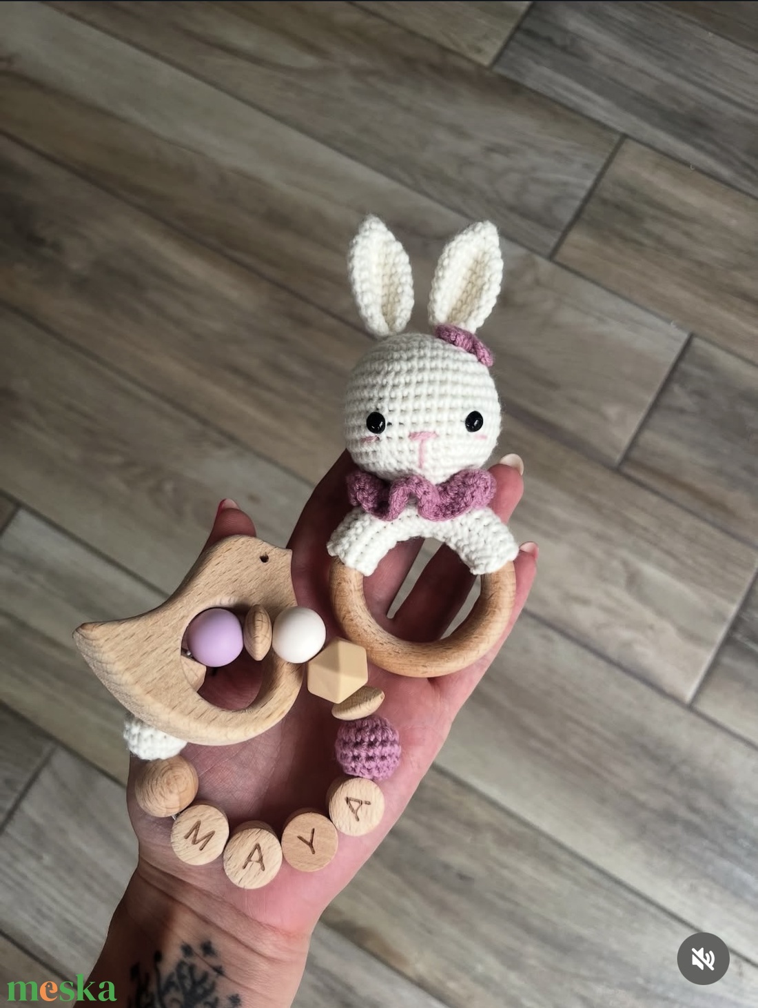 Horgolt nyuszi csörgő - játék & sport - 3 éves kor alattiaknak - csörgő - Meska.hu