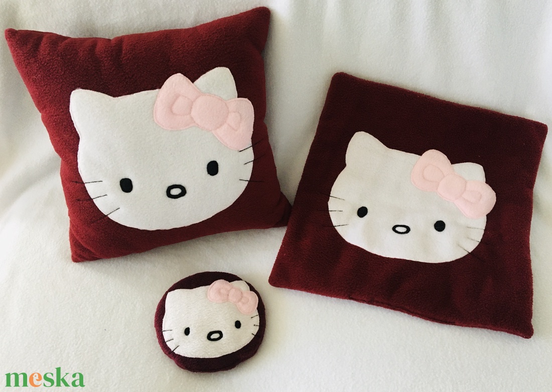 Hello Kittys párna szett - otthon & életmód - dekoráció - Meska.hu Hello Kittys párna szett - otthon & életmód - dekoráció - Meska.hu