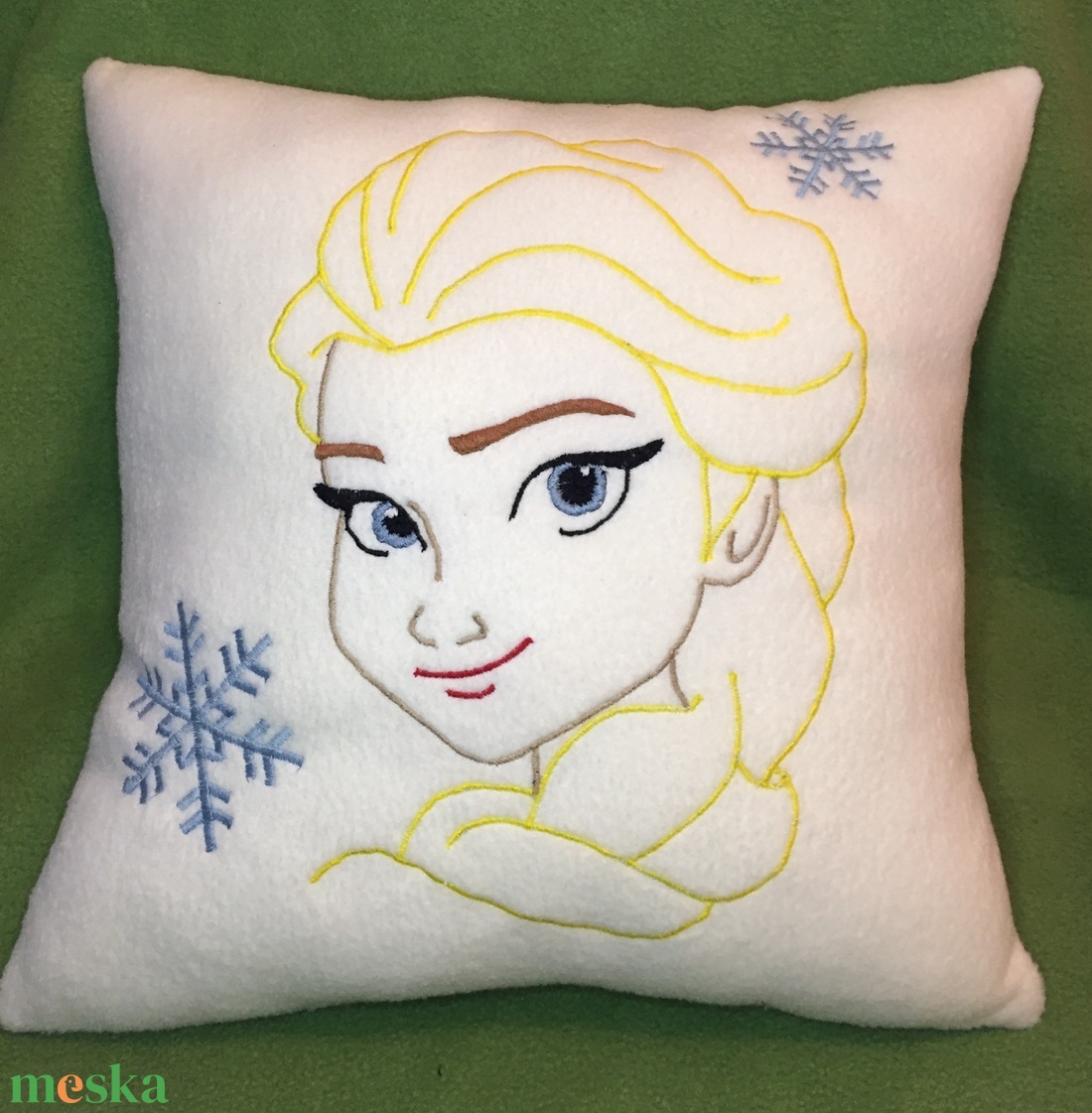 Elsa párna - játék & sport - plüssállat & játékfigura - más figura - Meska.hu