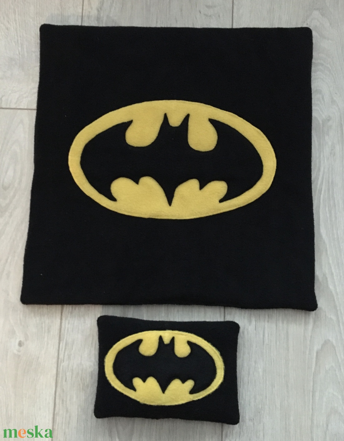 Batman ülőpárna és babzsák - otthon & életmód - lakástextil - párna & párnahuzat - Meska.hu Batman ülőpárna és babzsák - otthon & életmód - lakástextil - párna & párnahuzat - Meska.hu
