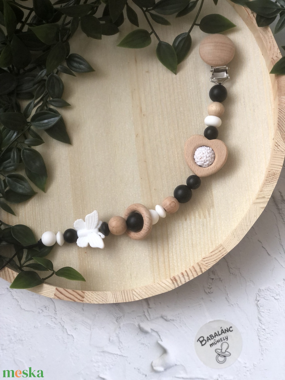 Cumilánc fekete fehér szív  - baba - mama - baba játékok - cumilánc - Meska.hu