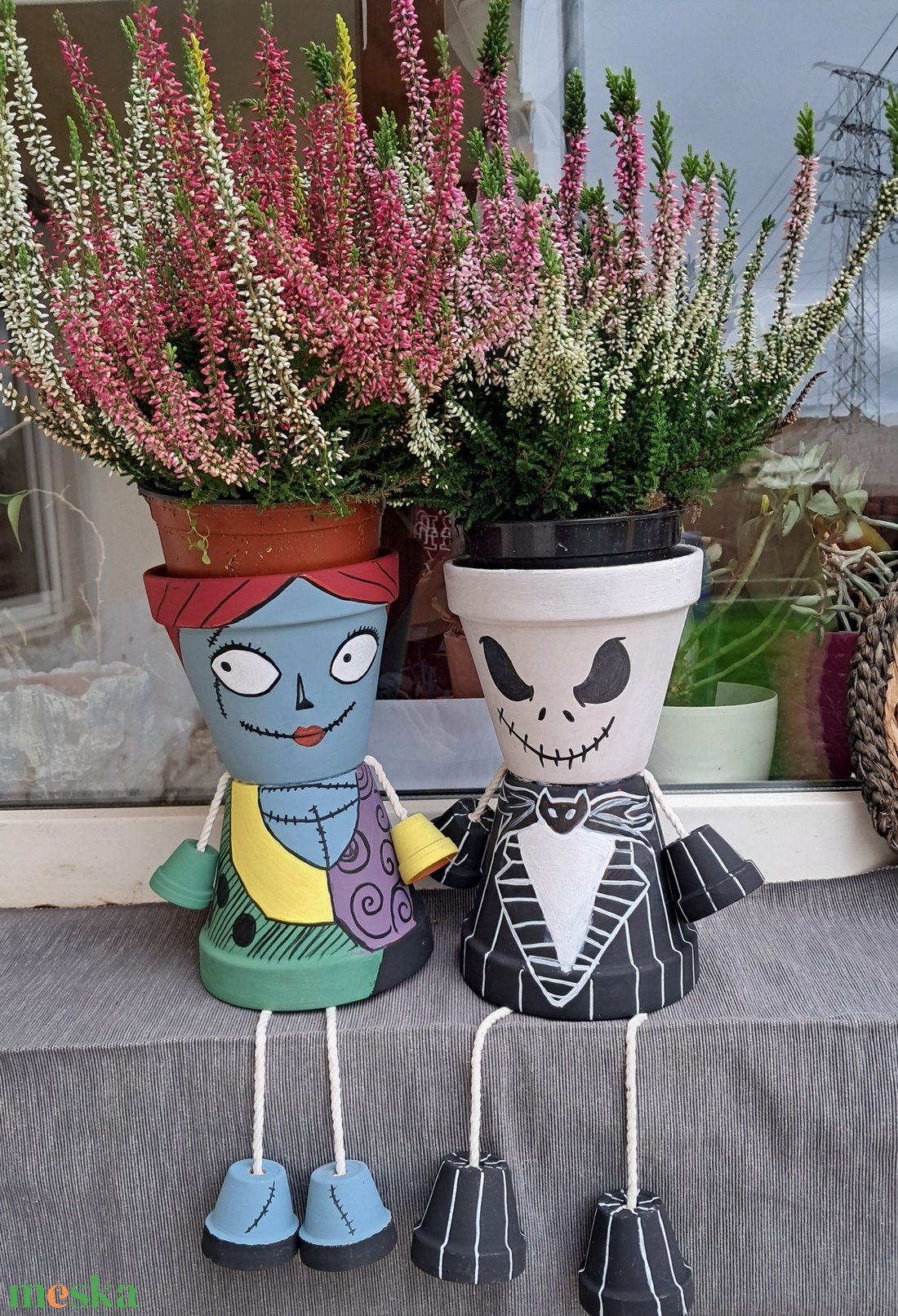 Jack és Sally cserépbaba - kellékek & szerszámok - díszíthető tárgyak - cserép - Meska.hu Jack és Sally cserépbaba - kellékek & szerszámok - díszíthető tárgyak - cserép - Meska.hu