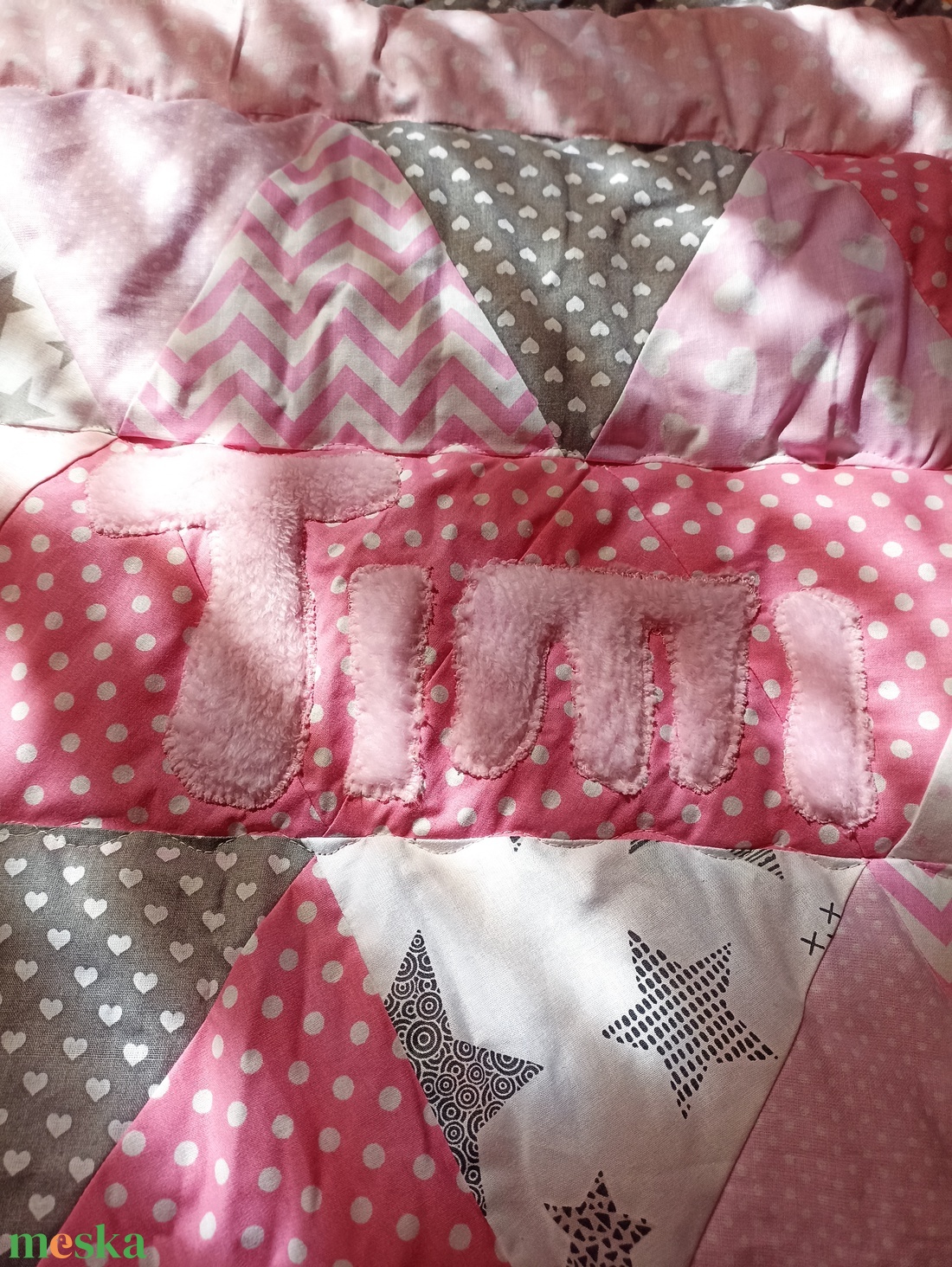 Patchwork babatakaró, kislányos szín kombinációban nyuszis alvós kis állattal - otthon & életmód - babaszoba, gyerekszoba - babatakaró, gyerek pléd - Meska.hu Patchwork babatakaró, kislányos szín kombinációban nyuszis alvós kis állattal - otthon & életmód - babaszoba, gyerekszoba - babatakaró, gyerek pléd - Meska.hu