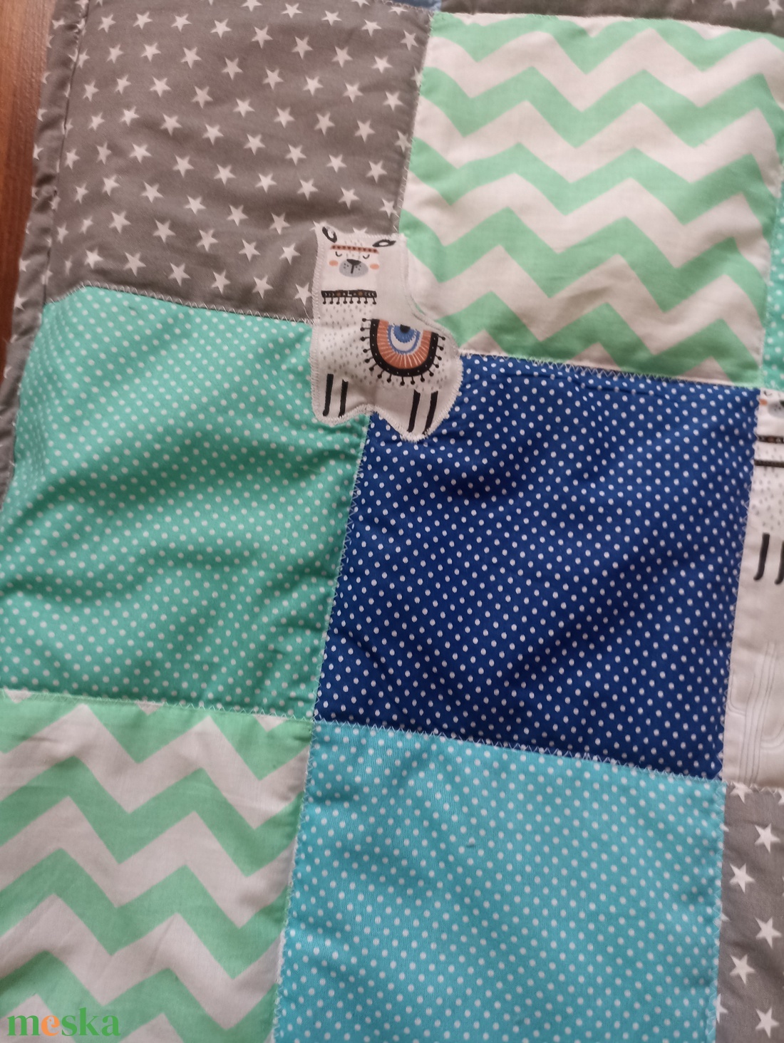 Patchwork babatakaró, kisfiús színösszetételben, névvel - otthon & életmód - babaszoba, gyerekszoba - babatakaró, gyerek pléd - Meska.hu Patchwork babatakaró, kisfiús színösszetételben, névvel - otthon & életmód - babaszoba, gyerekszoba - babatakaró, gyerek pléd - Meska.hu