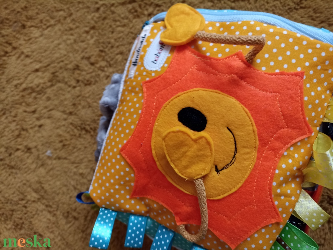 Baba kocka, puha játék, Montessori játék, utazós játék, készségfejlesztő kocka - játék & sport - 3 éves kor alattiaknak - babakocka - Meska.hu Baba kocka, puha játék, Montessori játék, utazós játék, készségfejlesztő kocka - játék & sport - 3 éves kor alattiaknak - babakocka - Meska.hu