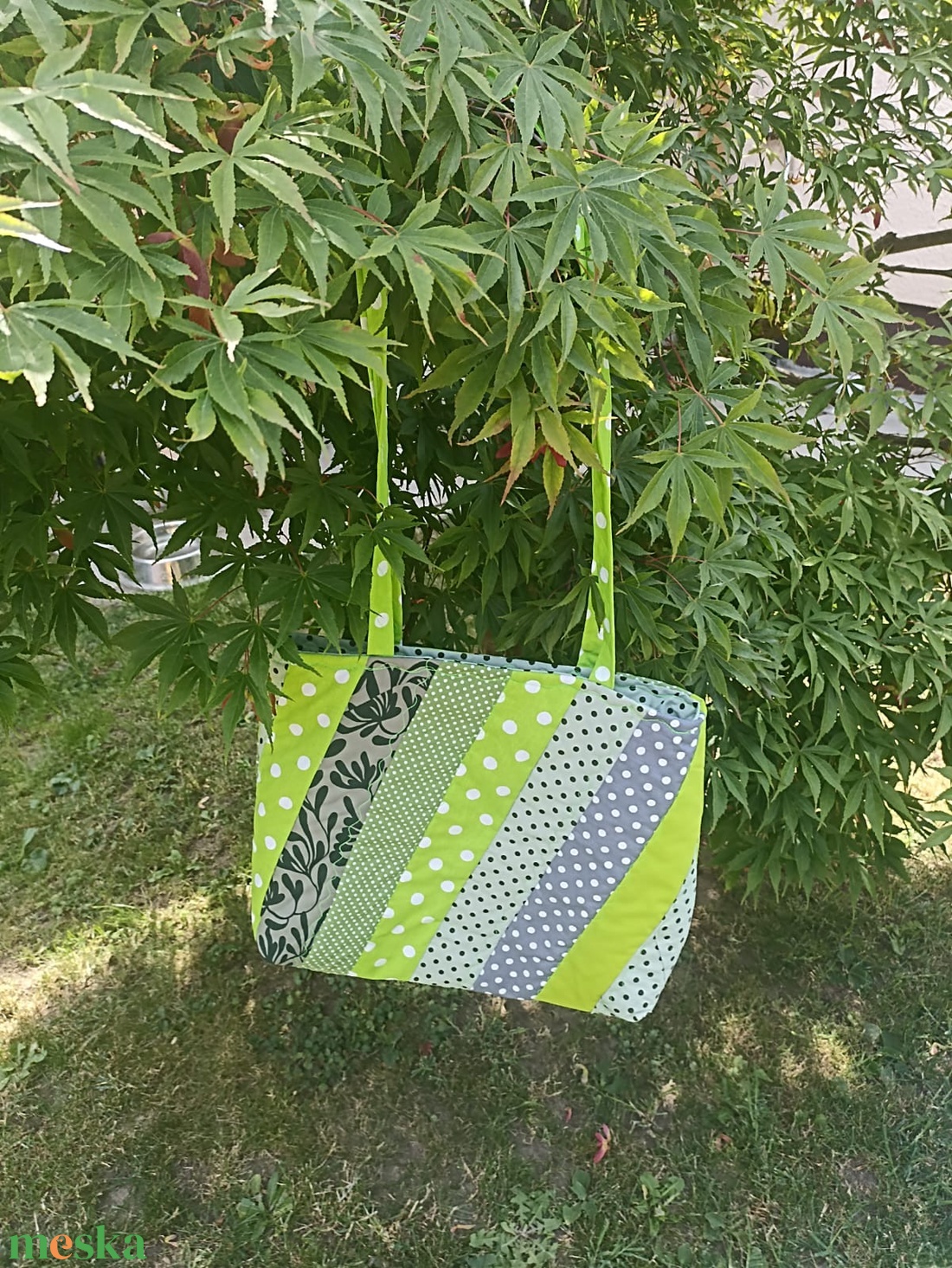 Zöld harmónia nyári táska patchwork - táska & tok - kézitáska & válltáska - vállon átvethető táska - Meska.hu Zöld harmónia nyári táska patchwork - táska & tok - kézitáska & válltáska - vállon átvethető táska - Meska.hu