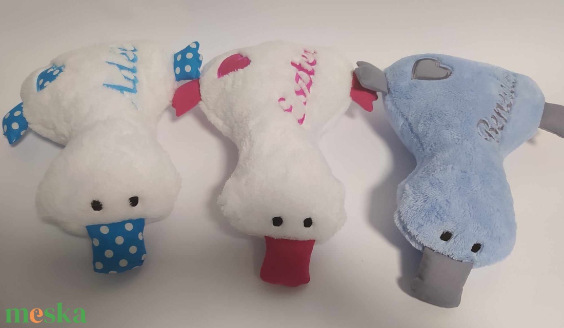 Hápi kacsa névvel szívvel több színben - játék & sport - plüssállat & játékfigura - más figura - Meska.hu