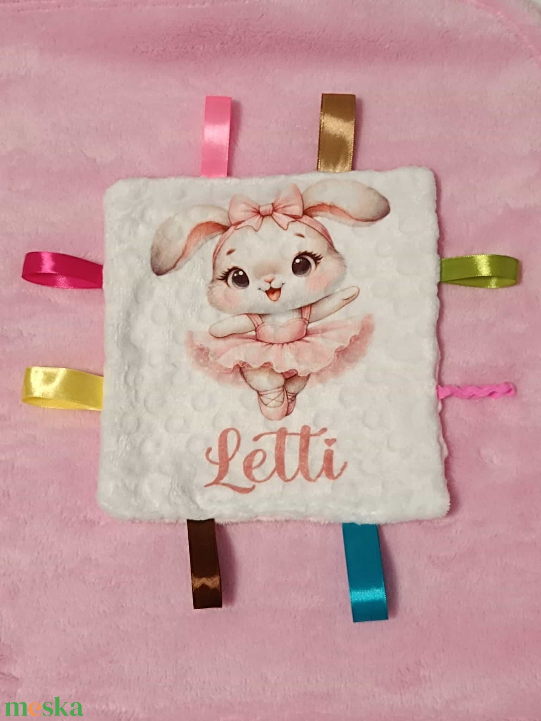 Szundikendő, rongyi, nyunyóka névvel mintával  - játék & sport - 3 éves kor alattiaknak - alvóka & rongyi - Meska.hu