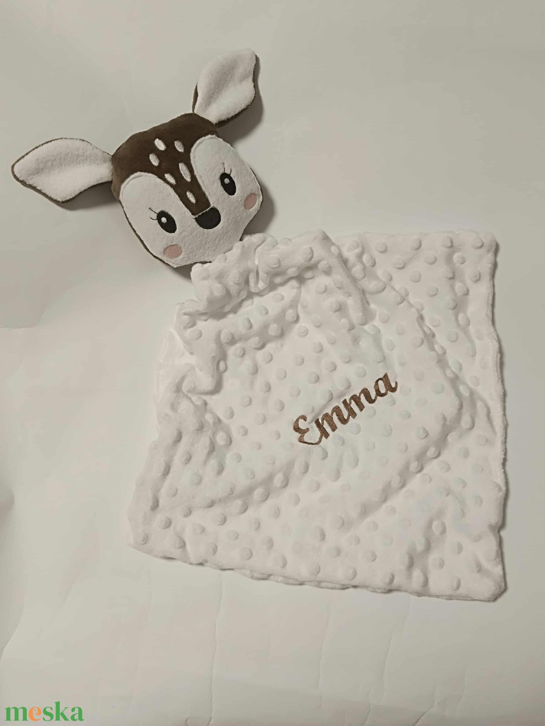 Őzikés szundikendő, rongyi, nyunyóka hímzett névvel  -  - Meska.hu