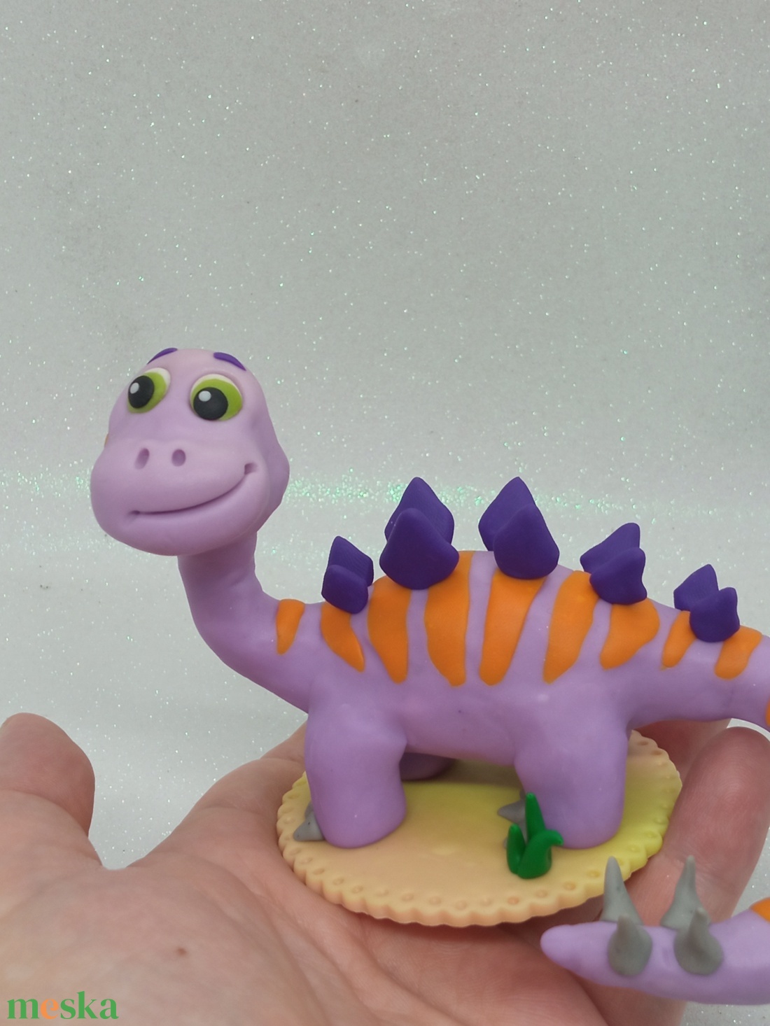 Liló Dínó Egyedi Örök Tortadísz  - otthon & életmód - konyhafelszerelés, tálalás - sütés, főzés - sütidísz - Meska.hu