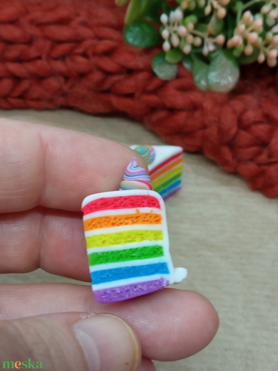 Szivárvány torta fülbevaló  - ékszer - fülbevaló - lógó fülbevaló - Meska.hu