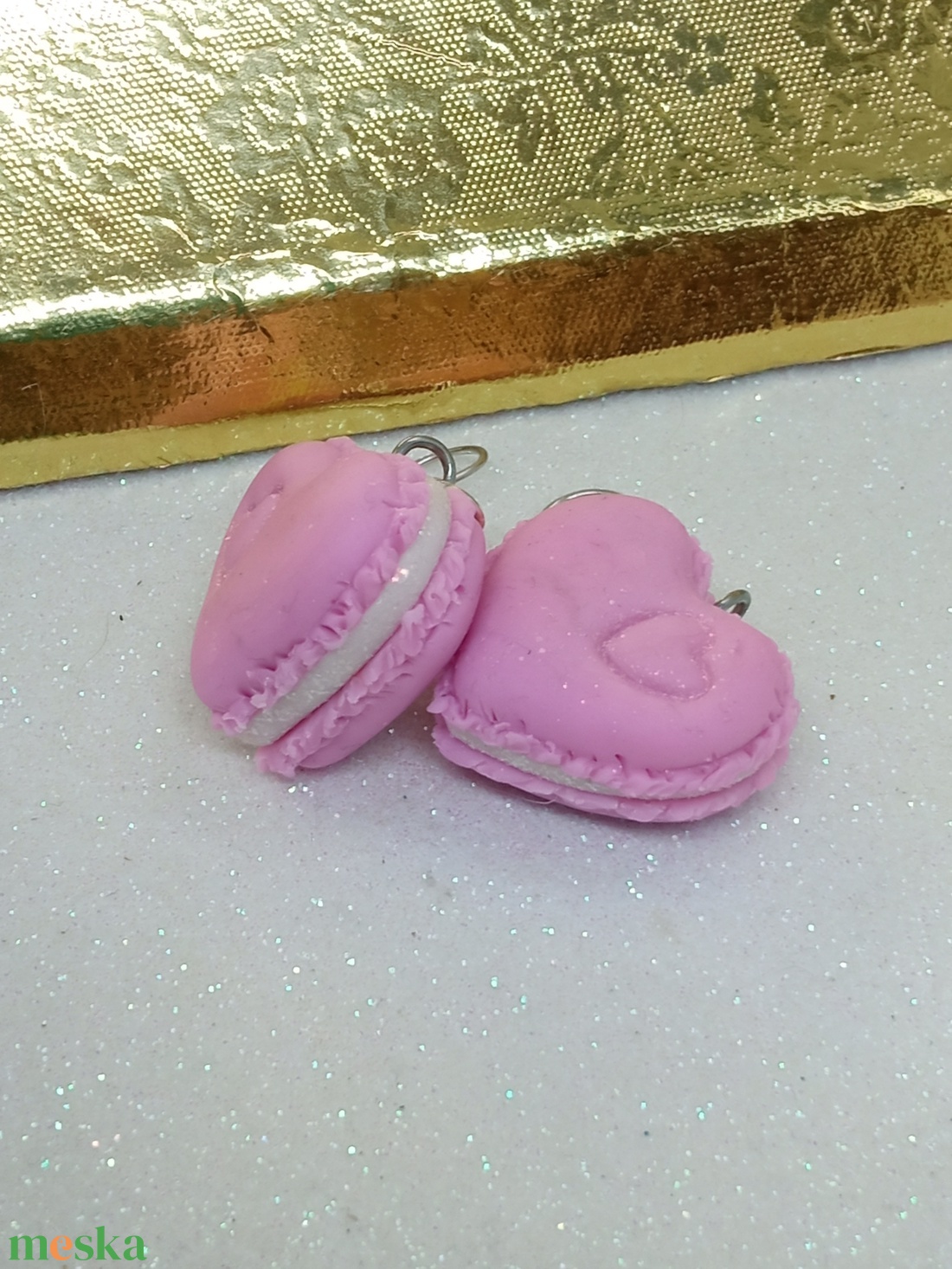 Rózsaszín Sziv Macaron fülbevaló - ékszer - fülbevaló - lógó fülbevaló - Meska.hu Rózsaszín Sziv Macaron fülbevaló - ékszer - fülbevaló - lógó fülbevaló - Meska.hu