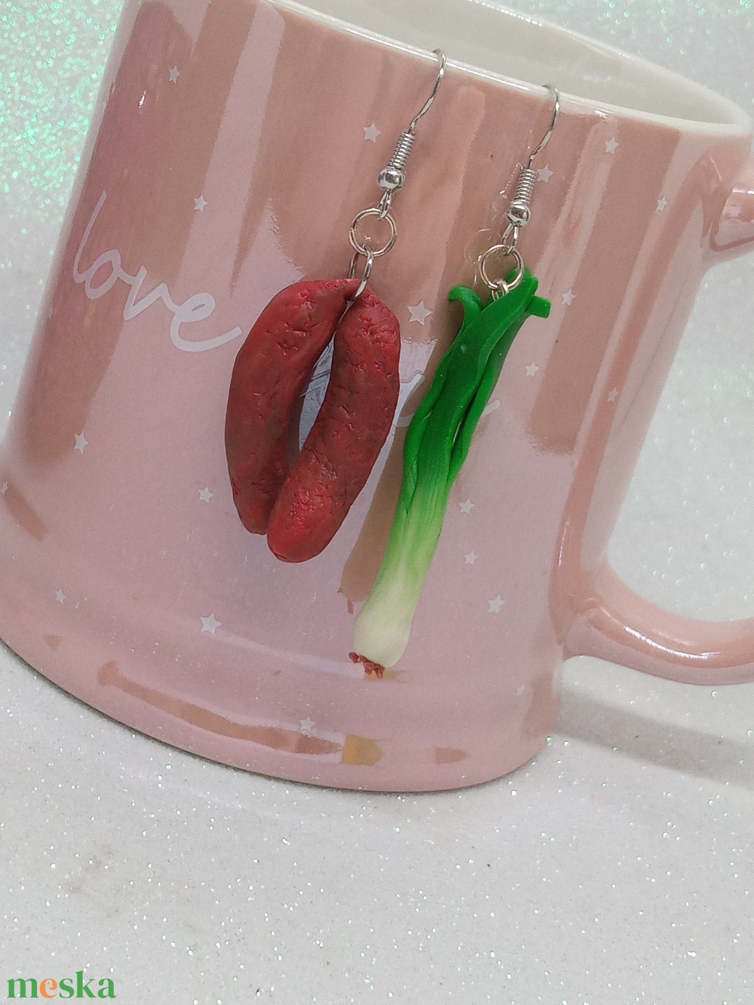 Kolbász+újhagyma Paraszt reggeli fülbevaló  - ékszer - fülbevaló - lógó fülbevaló - Meska.hu