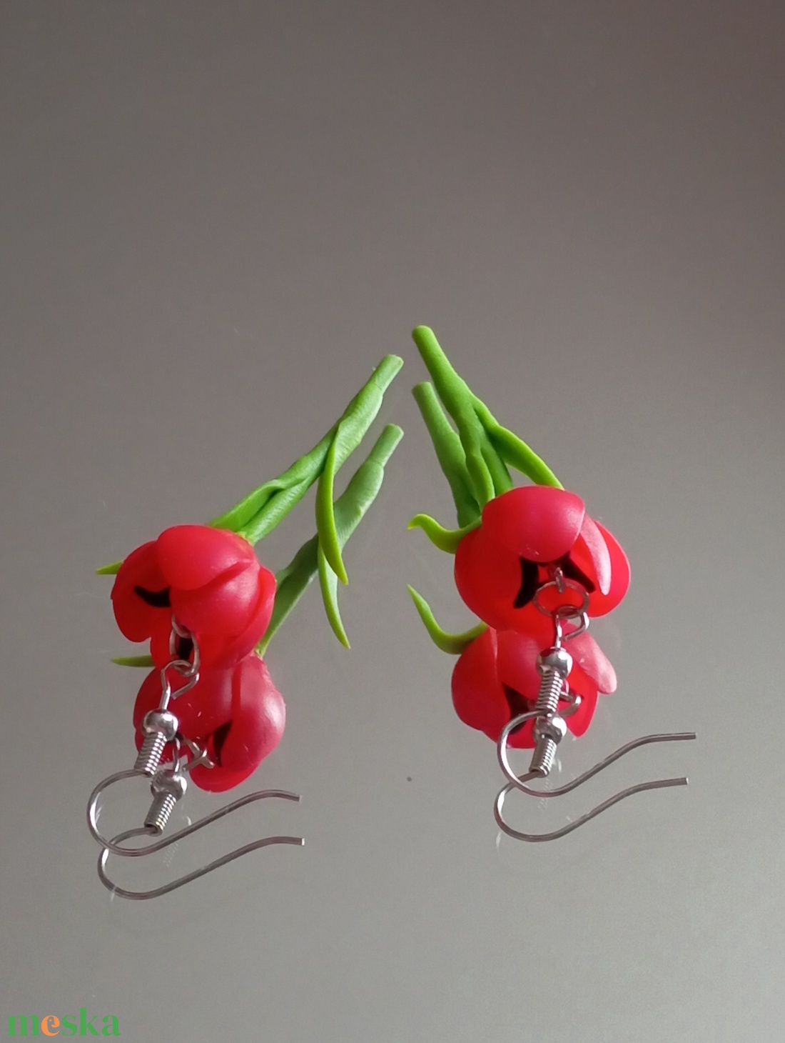 Piros Tulipán fülbevaló - ékszer - fülbevaló - lógó fülbevaló - Meska.hu Piros Tulipán fülbevaló - ékszer - fülbevaló - lógó fülbevaló - Meska.hu