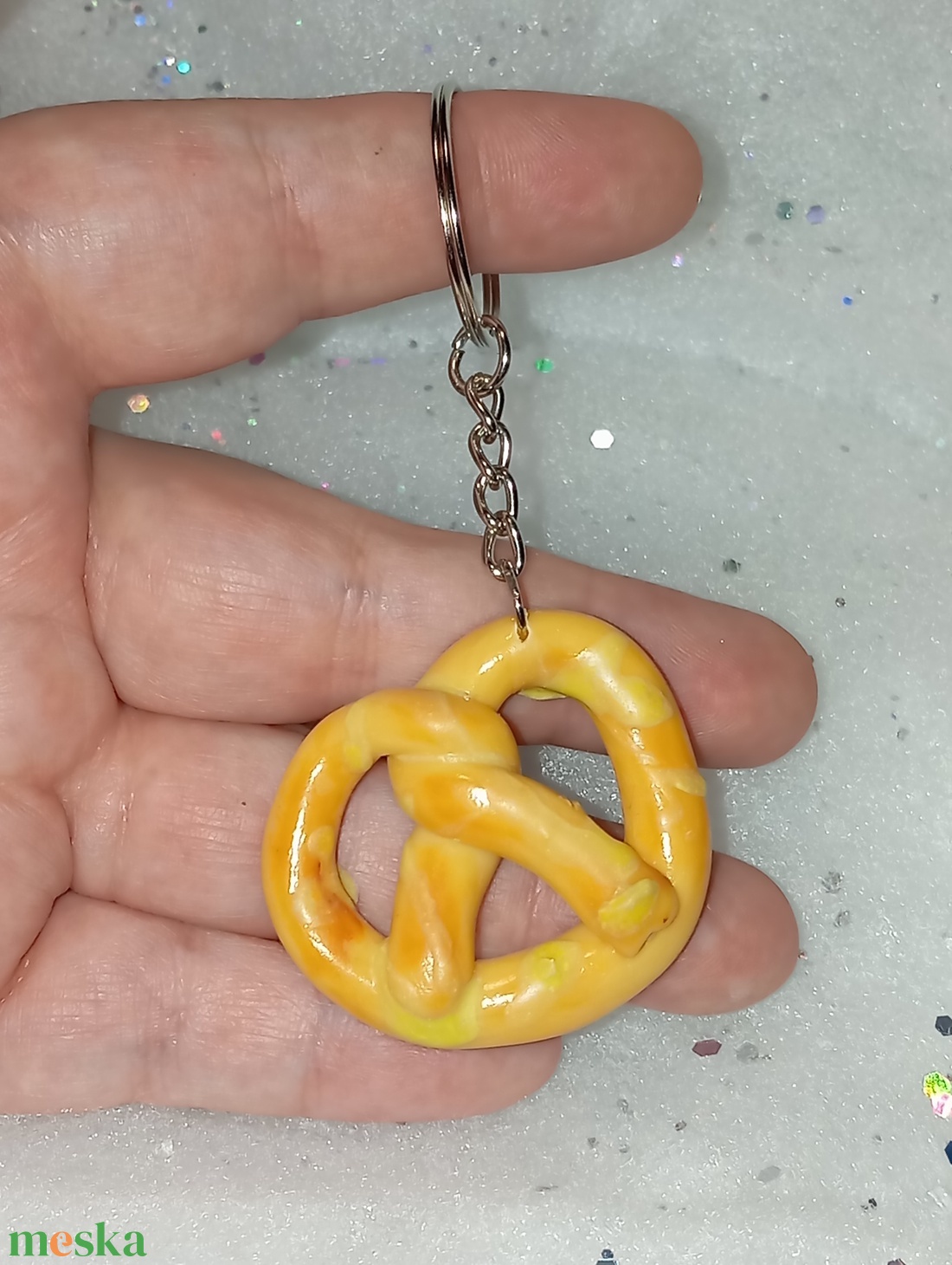 Vásári sós perec kulcstartó  - táska & tok - kulcstartó & táskadísz - kulcstartó - Meska.hu