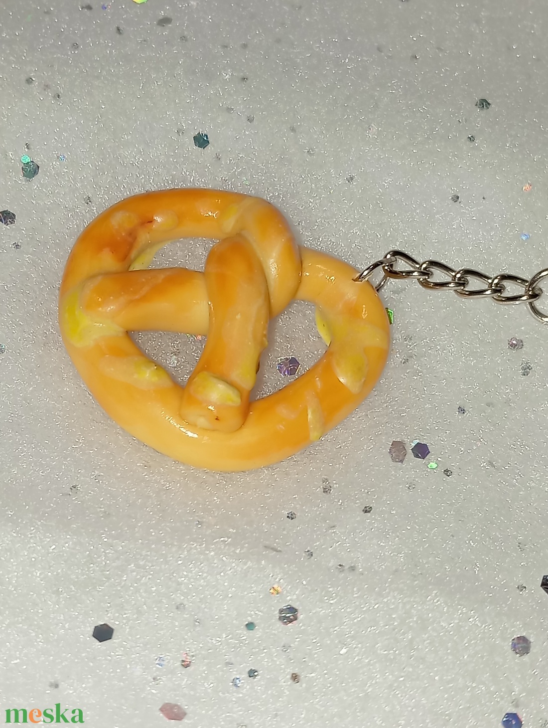 Vásári sós perec kulcstartó  - táska & tok - kulcstartó & táskadísz - kulcstartó - Meska.hu