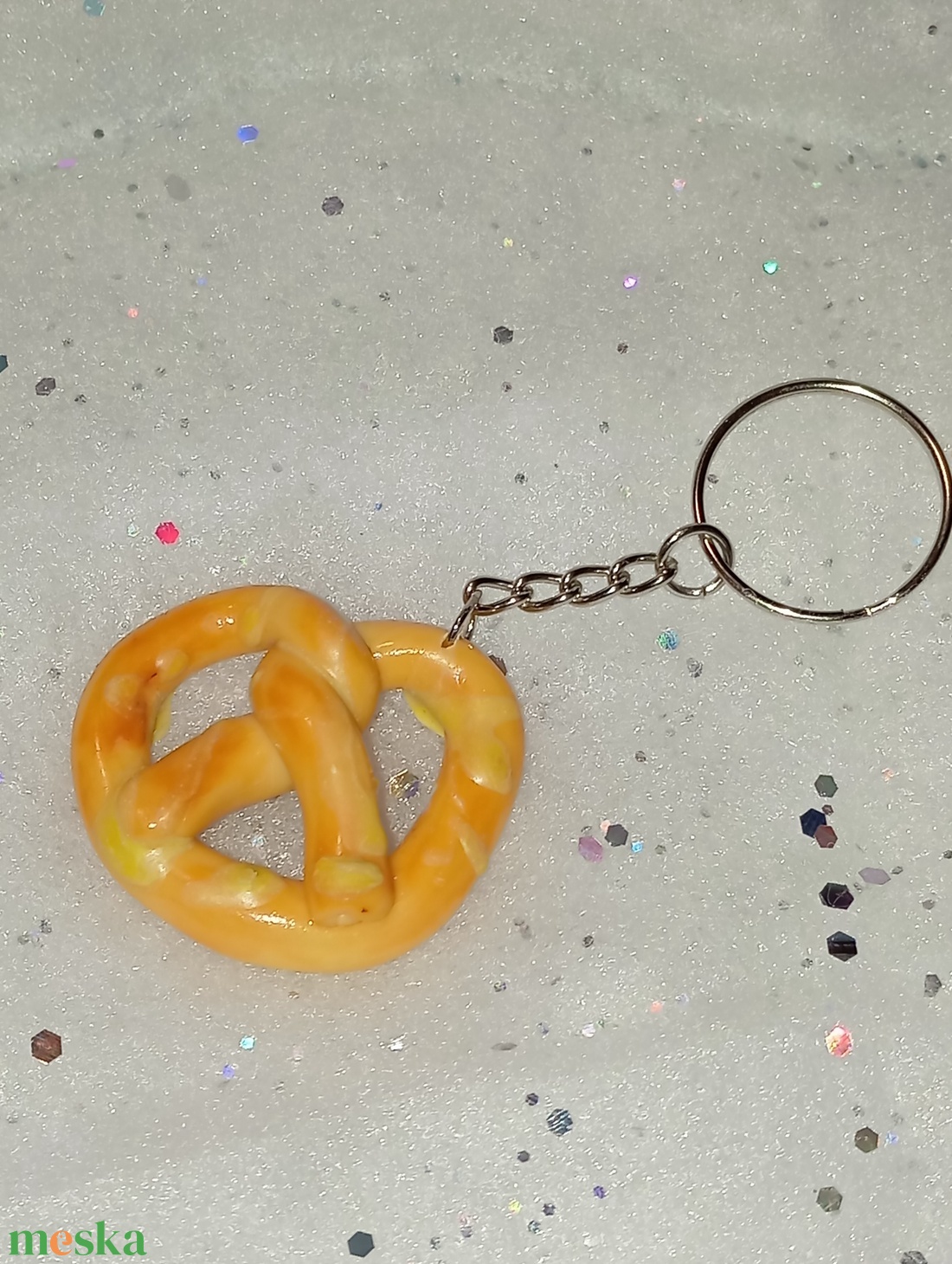 Vásári sós perec kulcstartó  - táska & tok - kulcstartó & táskadísz - kulcstartó - Meska.hu