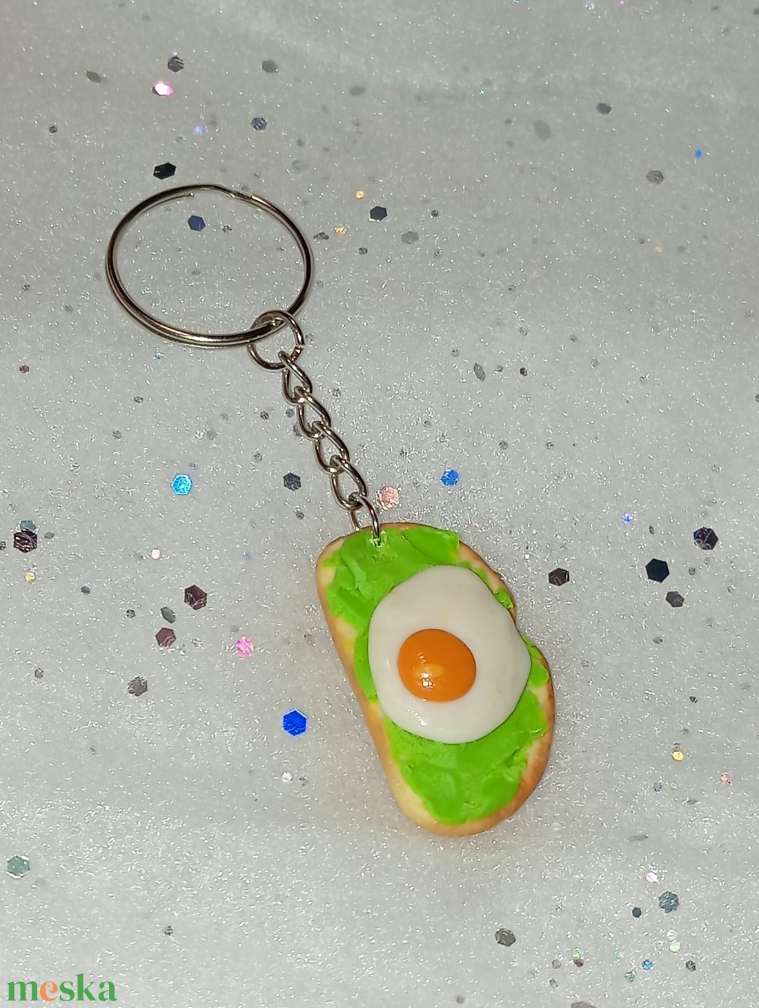 Avokádós tükörtojásos házi kenyér kulcstartó  - táska & tok - kulcstartó & táskadísz - kulcstartó - Meska.hu