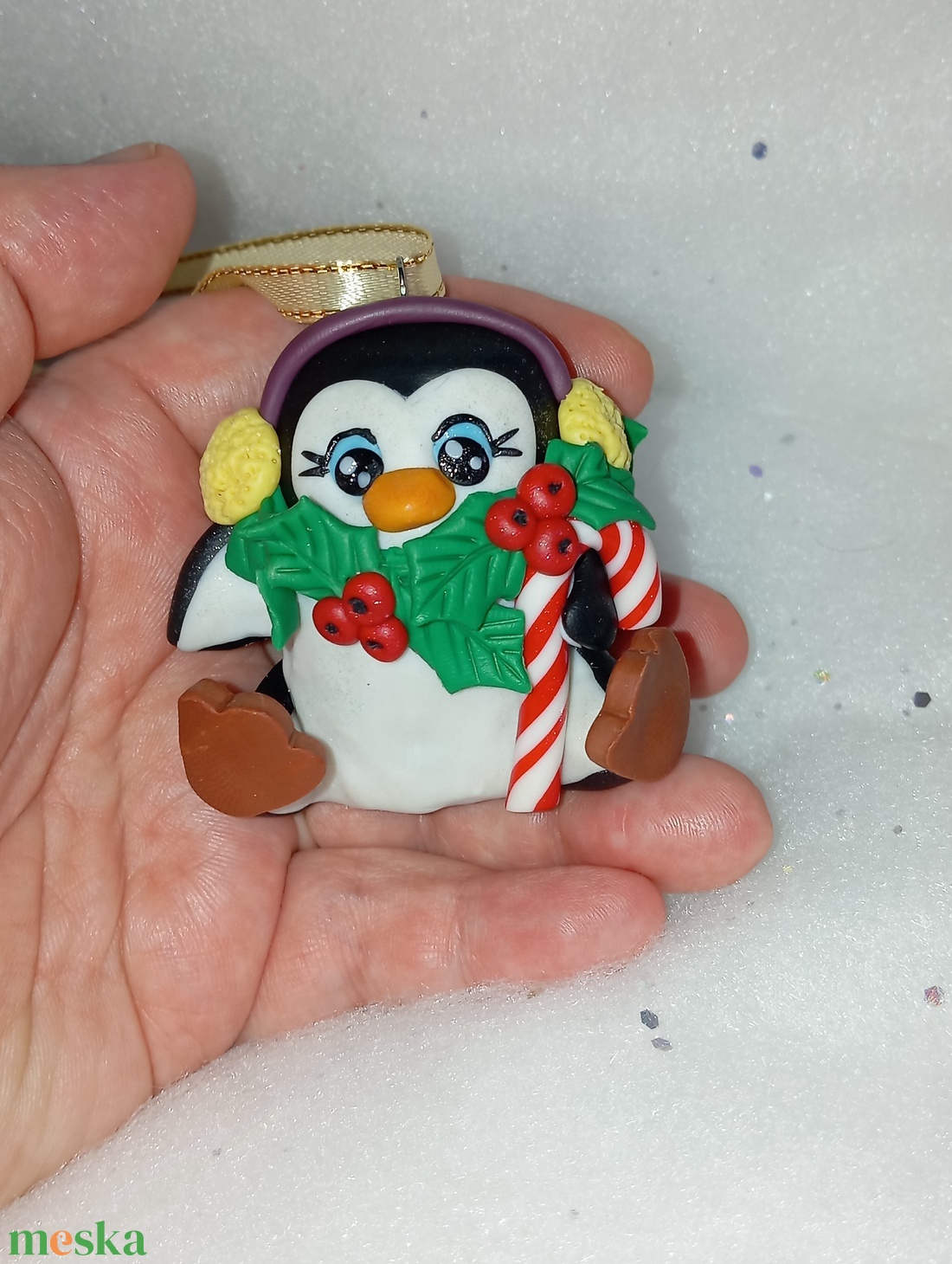 Cuki fülmelegítős Pingvin Karácsonyfadísz - karácsony - karácsonyi lakásdekoráció - karácsonyfadíszek - Meska.hu