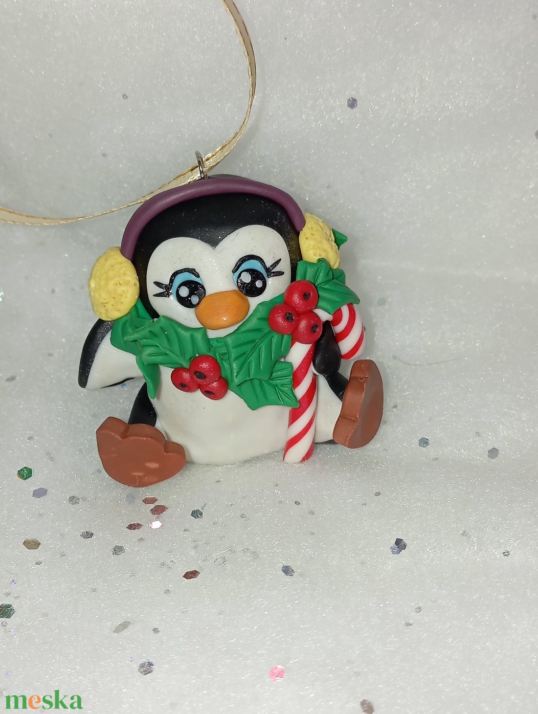 Cuki fülmelegítős Pingvin Karácsonyfadísz - karácsony - karácsonyi lakásdekoráció - karácsonyfadíszek - Meska.hu