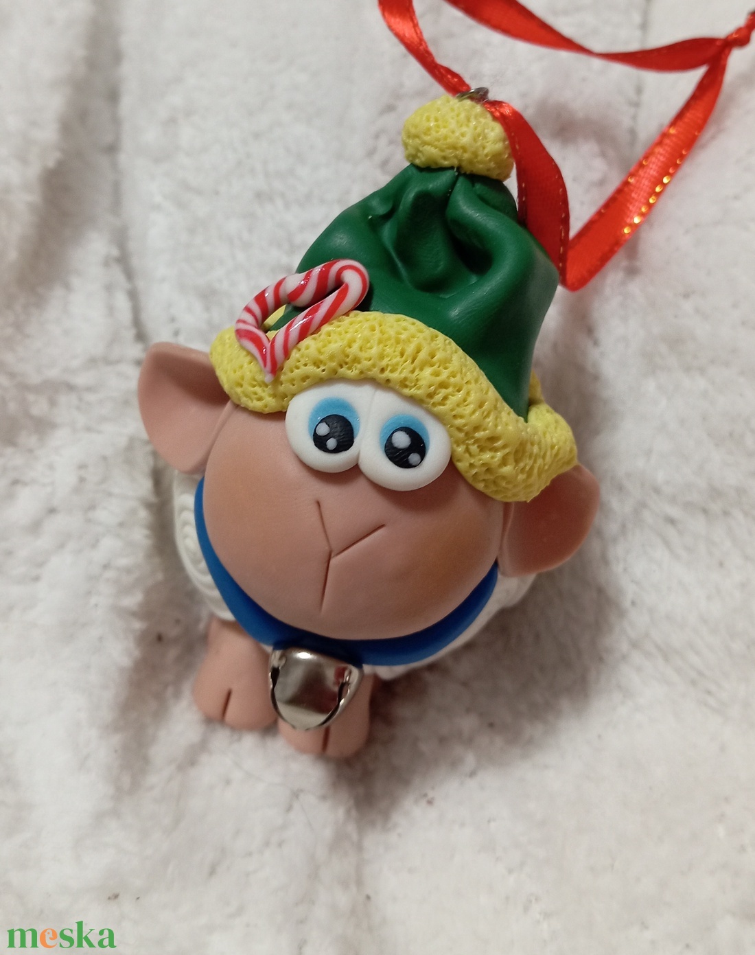 Sapkás fiú Fehér duci bárány  Karácsonyfadísz gyermekbarát karácsonyfa dísz, karácsonyi dekor  - karácsony - karácsonyi lakásdekoráció - karácsonyfadíszek - Meska.hu