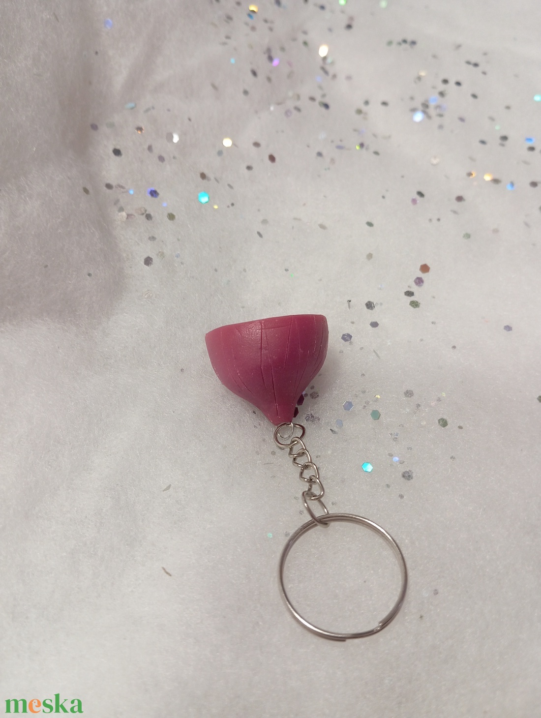 Egy fél Lila hagyma  kulcstartó  - táska & tok - kulcstartó & táskadísz - kulcstartó - Meska.hu