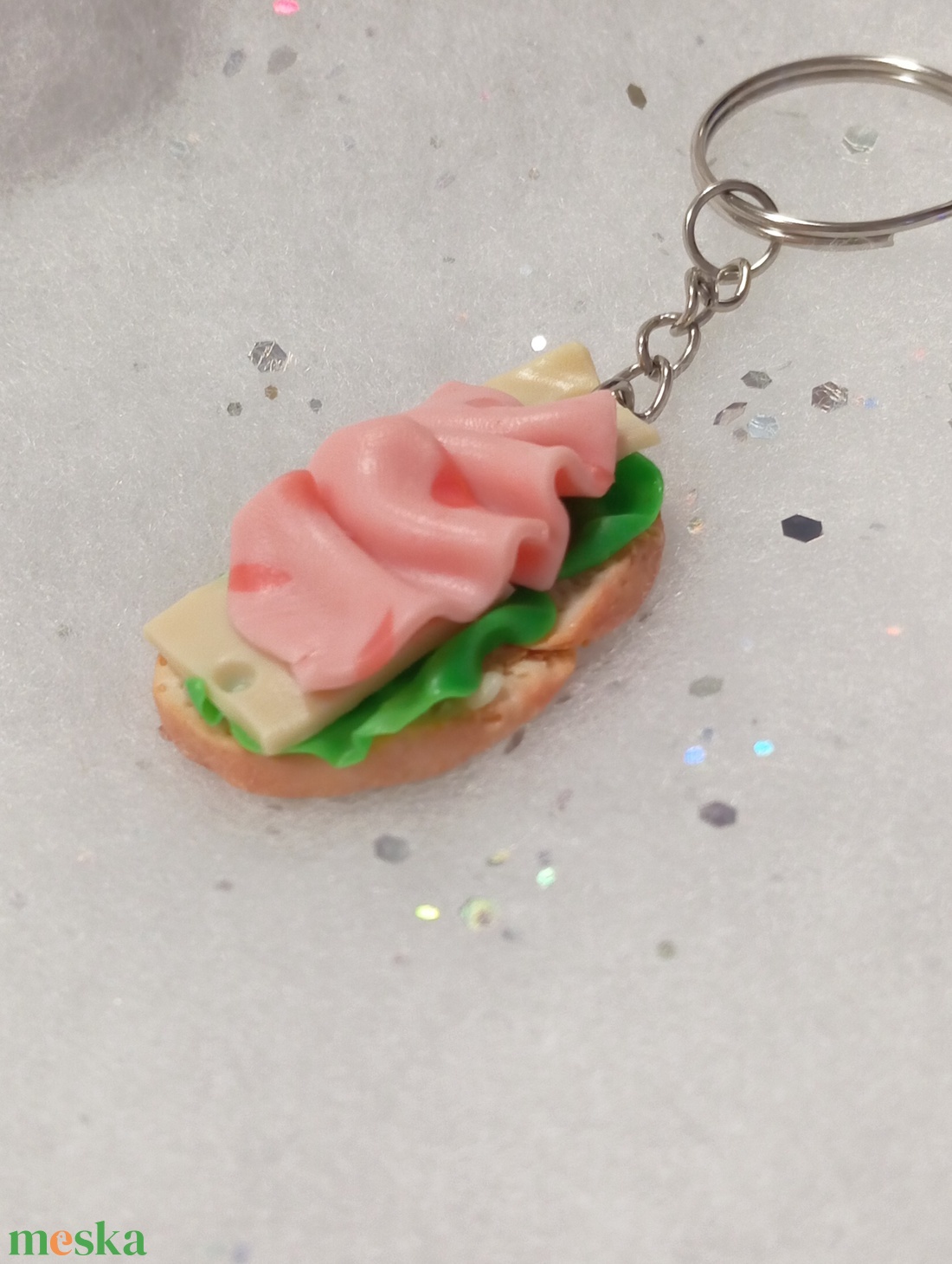 Retró gépsonkás szendvics kulcstartó  - táska & tok - kulcstartó & táskadísz - kulcstartó - Meska.hu