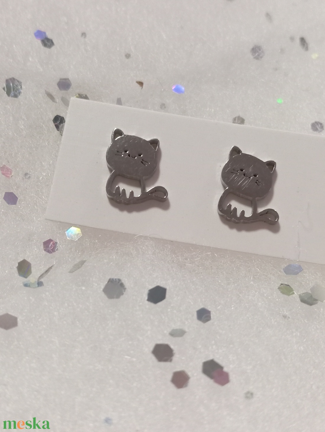 Nemesacél Cica  bedugós fülbevaló kávé bögre  - ékszer - fülbevaló - pötty fülbevaló - Meska.hu