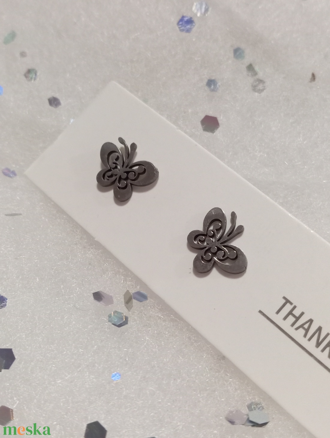 Nemesacél Pillangó  bedugós fülbevaló kávé bögre  - ékszer - fülbevaló - pötty fülbevaló - Meska.hu