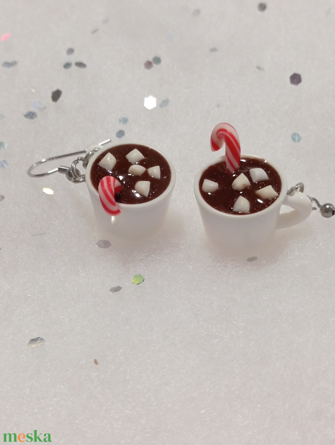 Karácsonyi forrócsoki fülbevaló   - ékszer - fülbevaló - lógó fülbevaló - Meska.hu