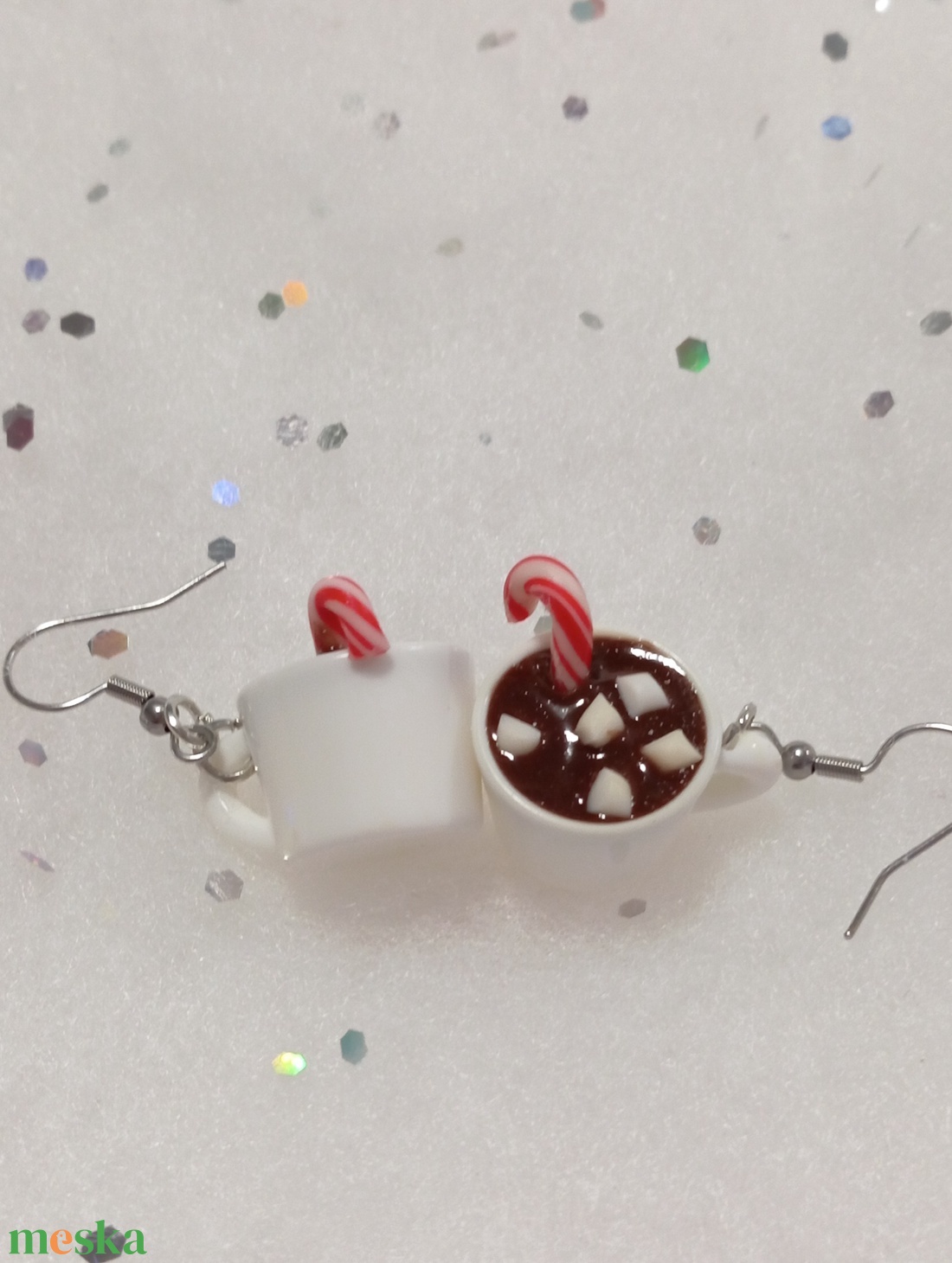 Karácsonyi forrócsoki fülbevaló   - ékszer - fülbevaló - lógó fülbevaló - Meska.hu